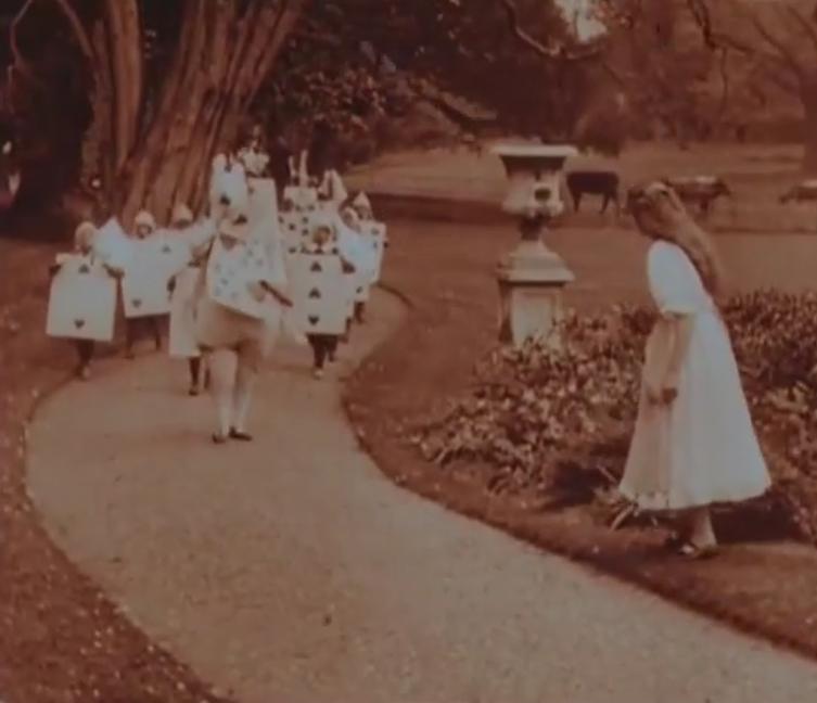 Alice in Wonderland (1903) Screenshot 1