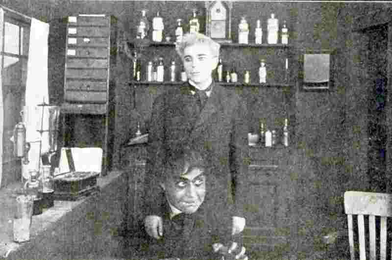 Dr. Jekyll and Mr. Hyde (1912) Screenshot 1