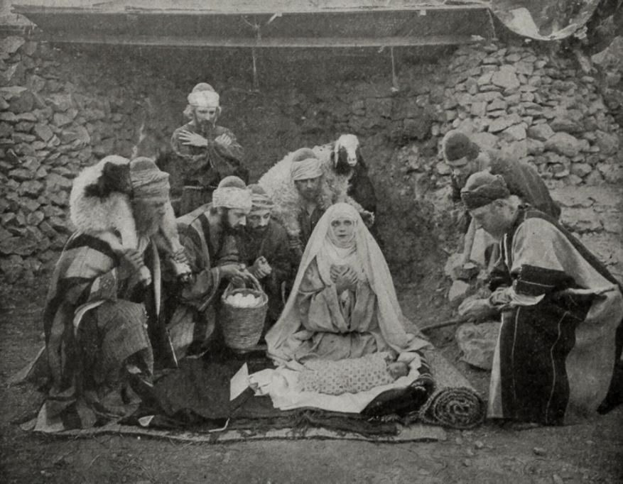 From the Manger to the Cross (1912) Screenshot 4