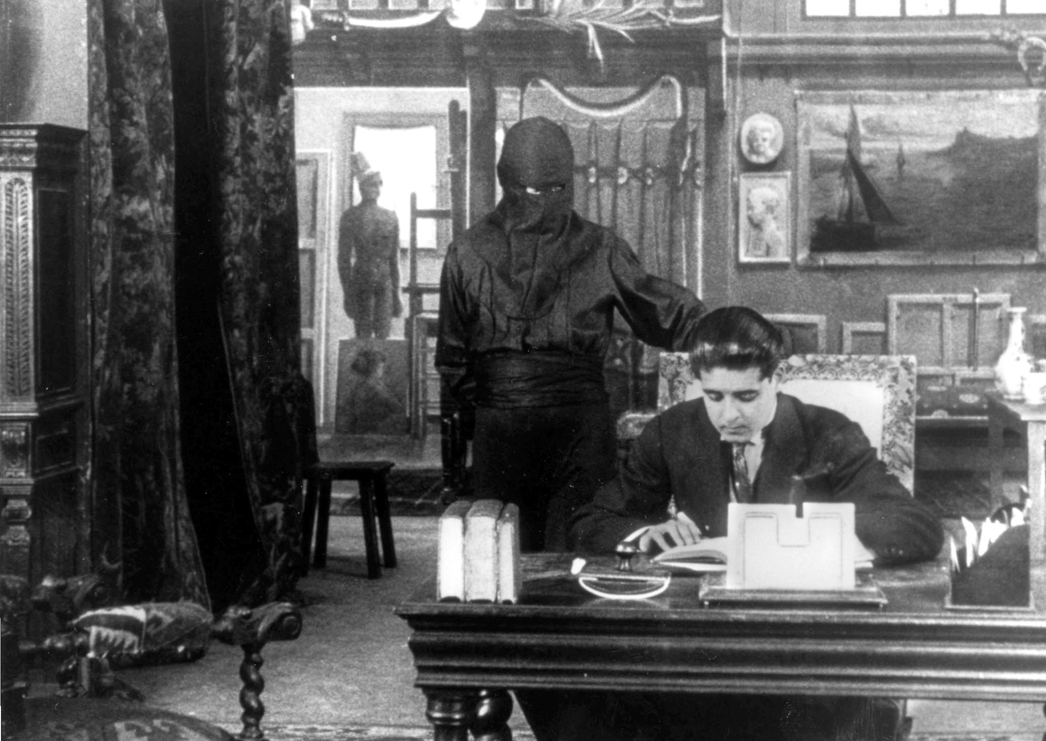 Fantômas: In the Shadow of the Guillotine (1913) Screenshot 4