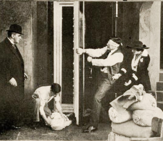 Alias Jimmy Valentine (1915) Screenshot 4 