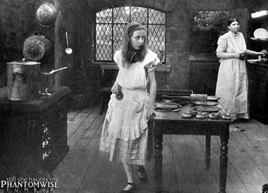 Alice in Wonderland (1915) Screenshot 3 