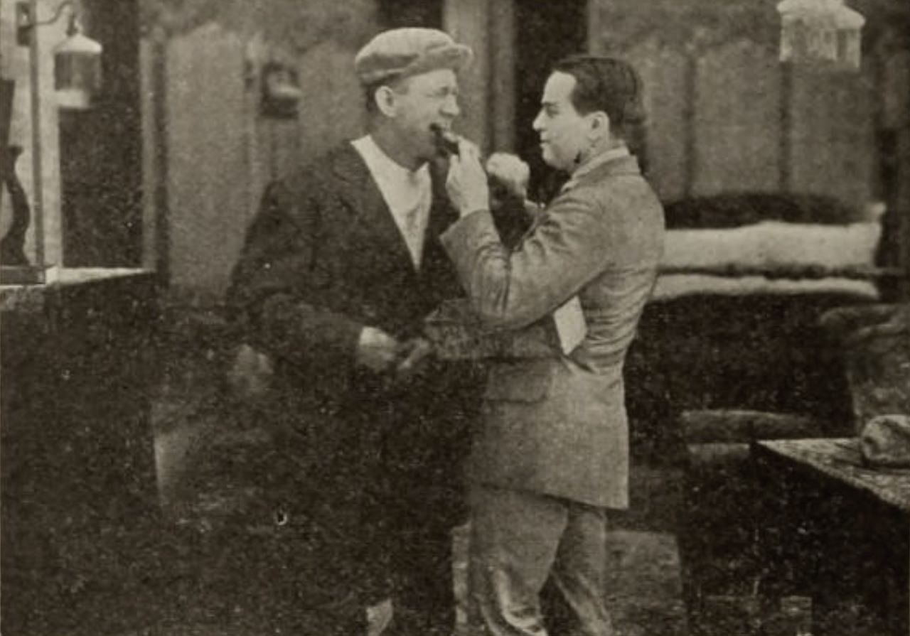 Reggie Mixes In (1916) Screenshot 2 