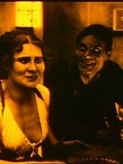 Die Teufelskirche (1919) Screenshot 1