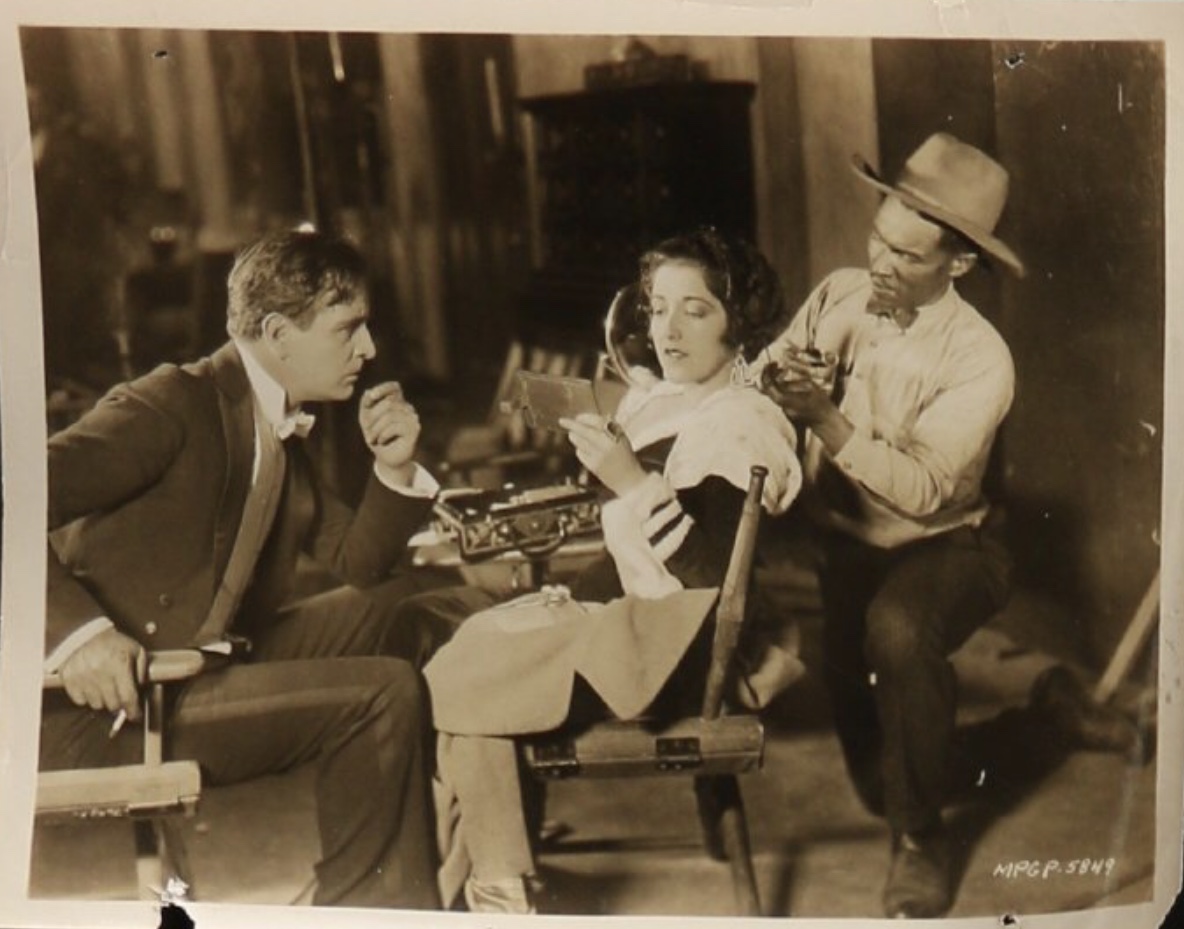 The Mystic (1925) Screenshot 2 