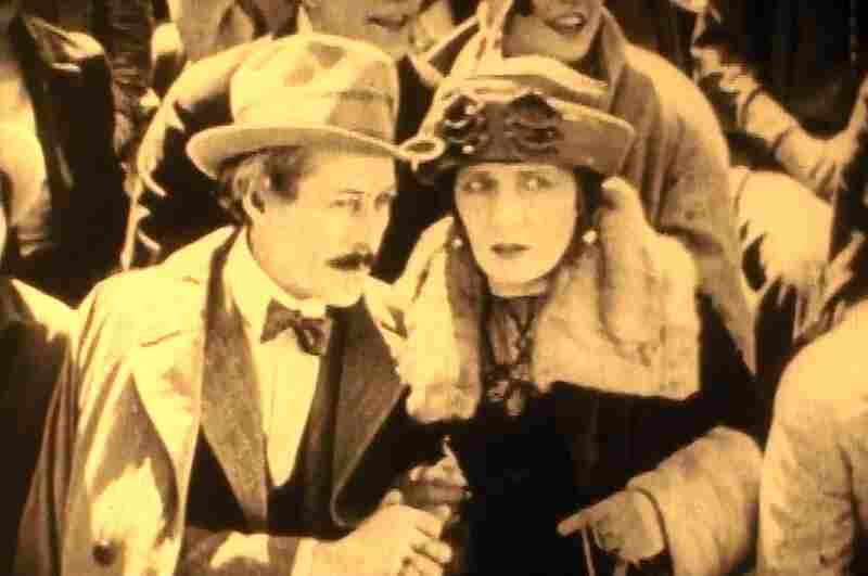 The Plastic Age (1925) Screenshot 4
