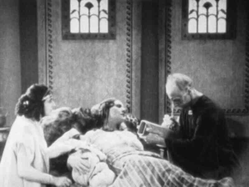 She (1925) starring Betty Blythe on DVD DVD She (1925) Screenshot 3