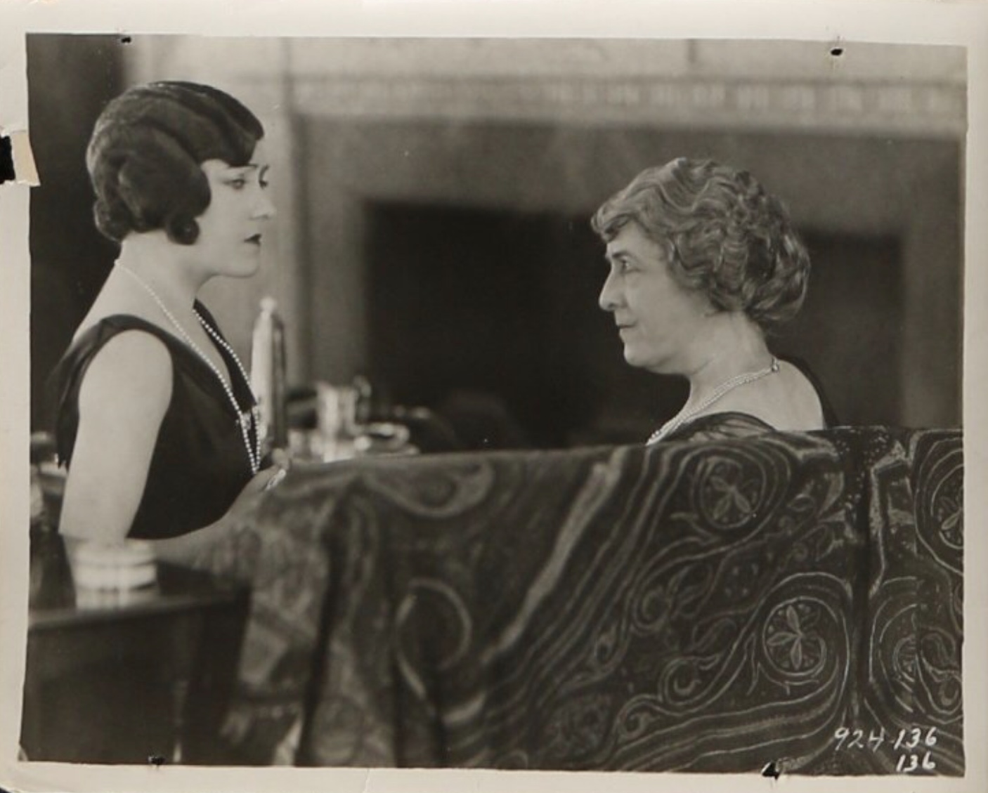 Fine Manners (1926) Screenshot 3