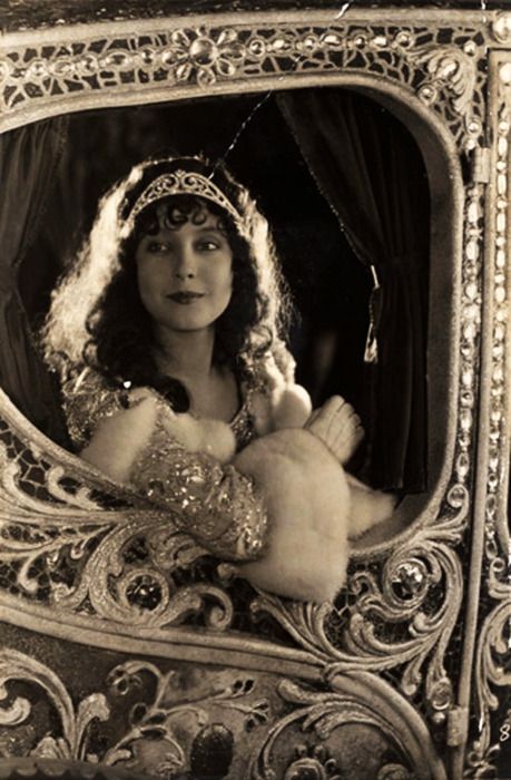 A Kiss for Cinderella (1925) Screenshot 1