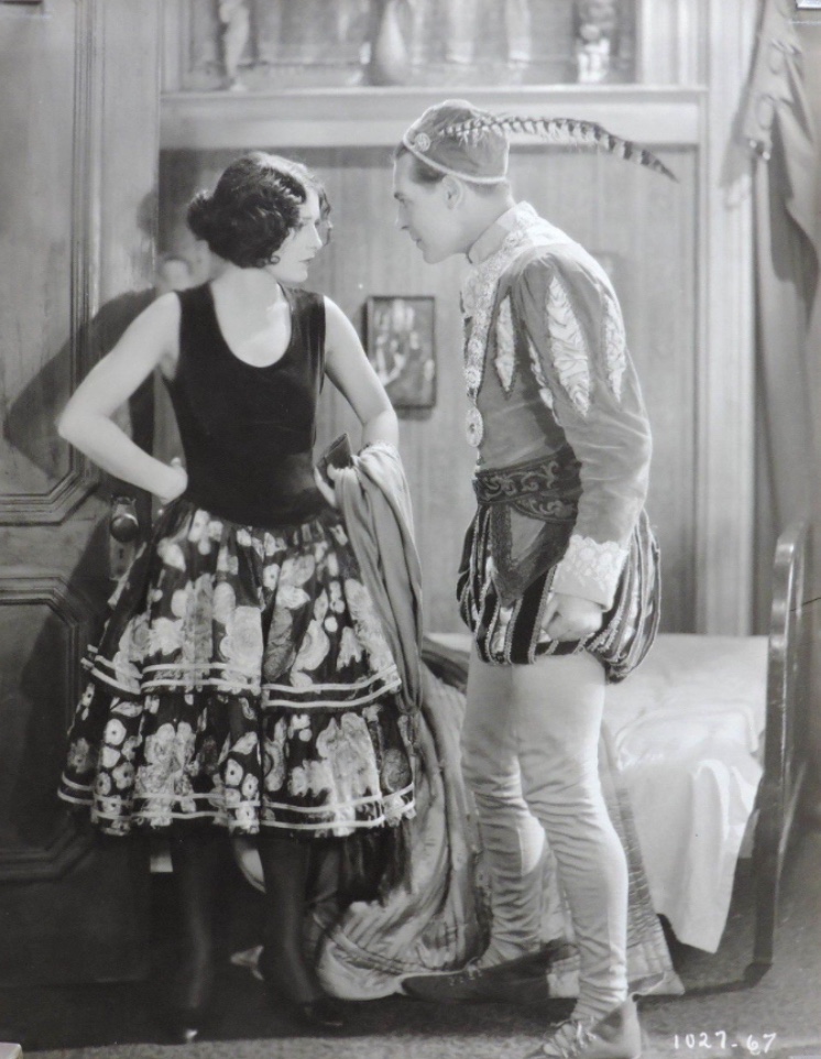 Love 'Em and Leave 'Em (1926) Screenshot 3 