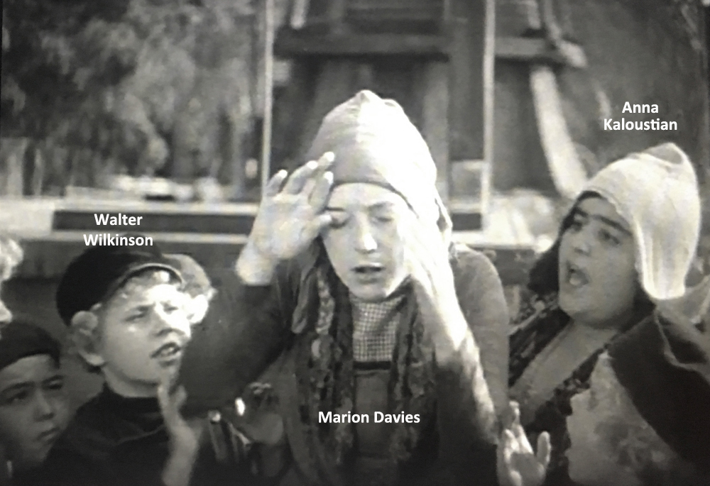 The Red Mill (1927) Screenshot 5 