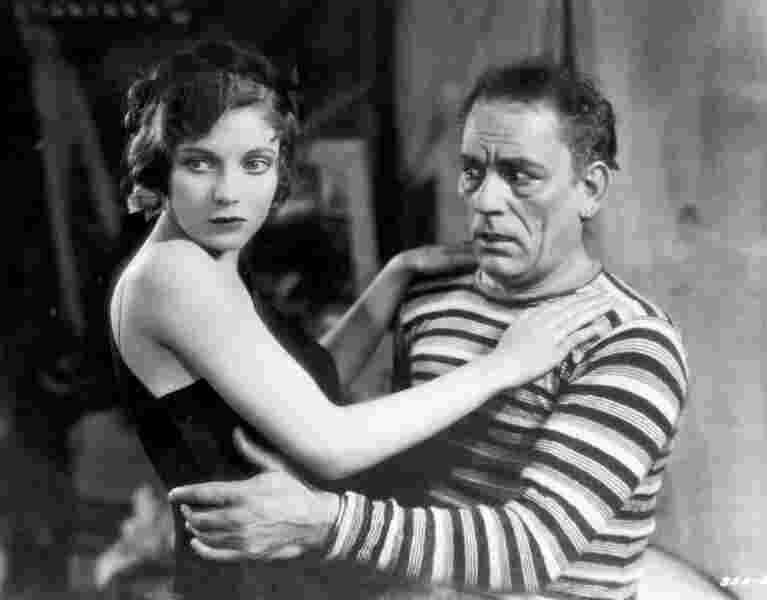 Laugh, Clown, Laugh (1928) Screenshot 3