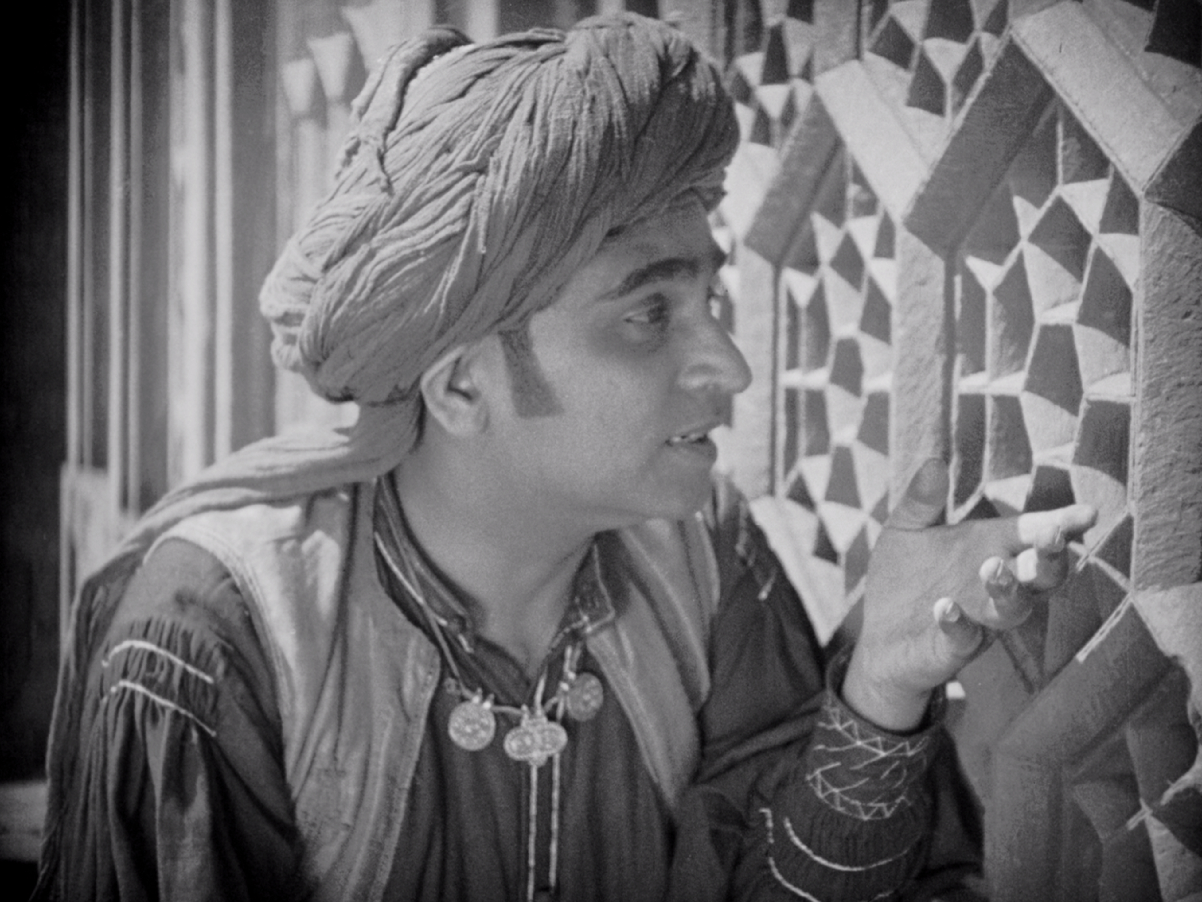 Shiraz (1928) Screenshot 4