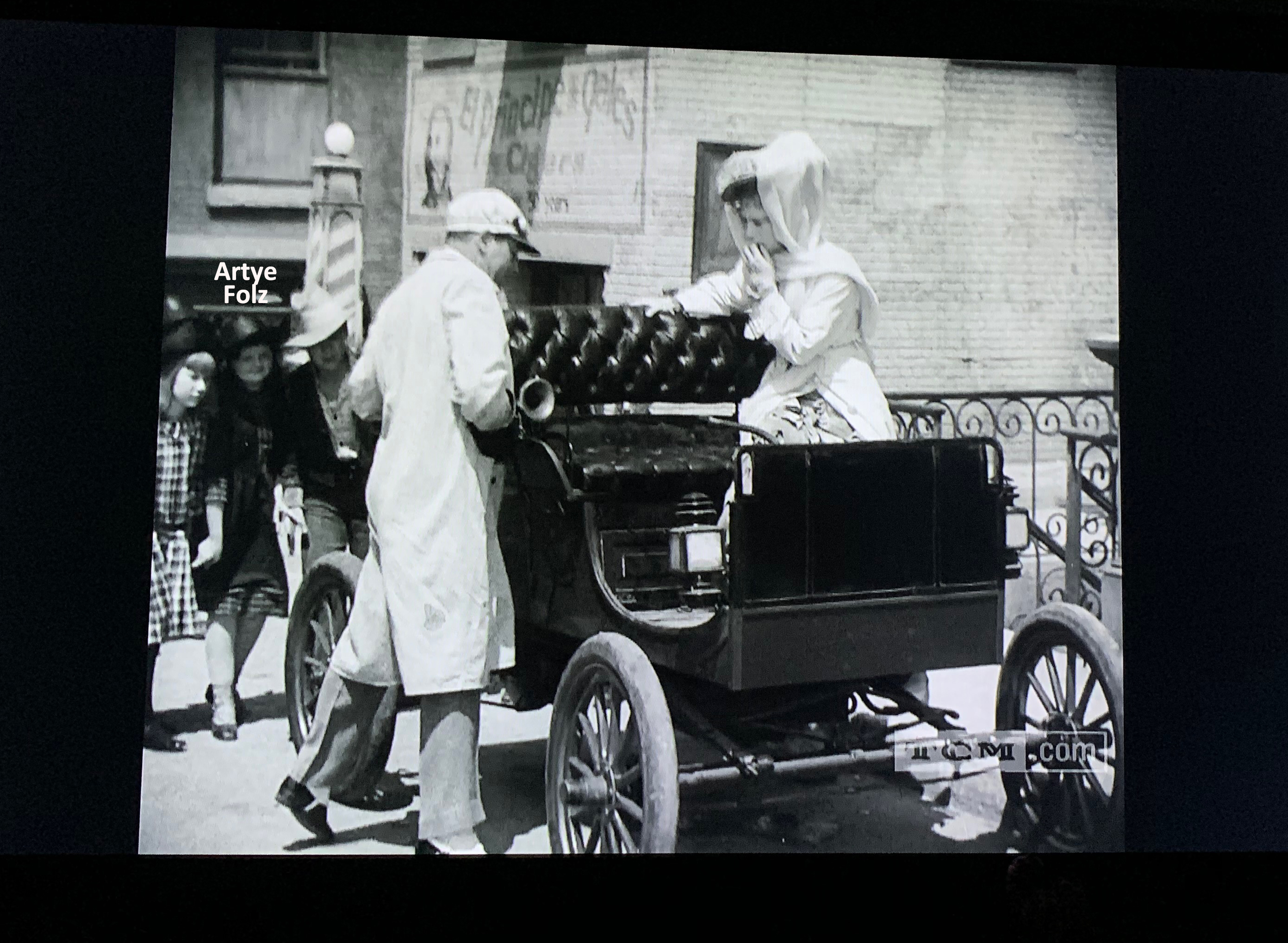The Florodora Girl (1930) Screenshot 2
