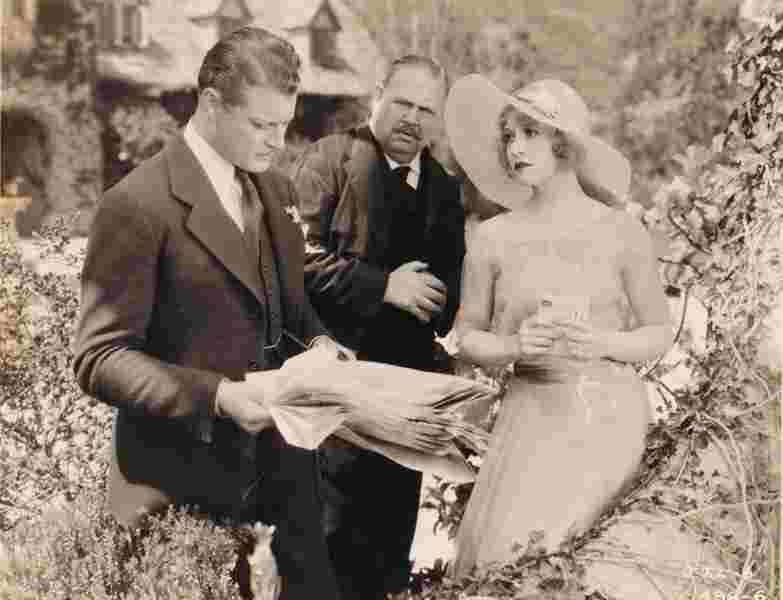 Inside the Lines (1930) Screenshot 3