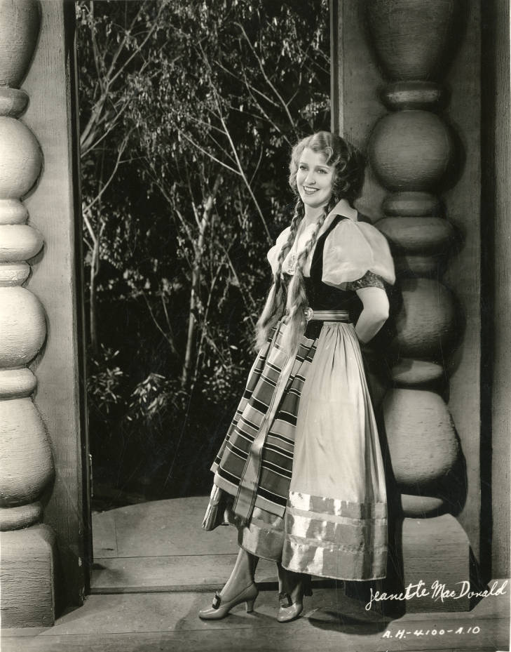 The Lottery Bride (1930) Screenshot 4 