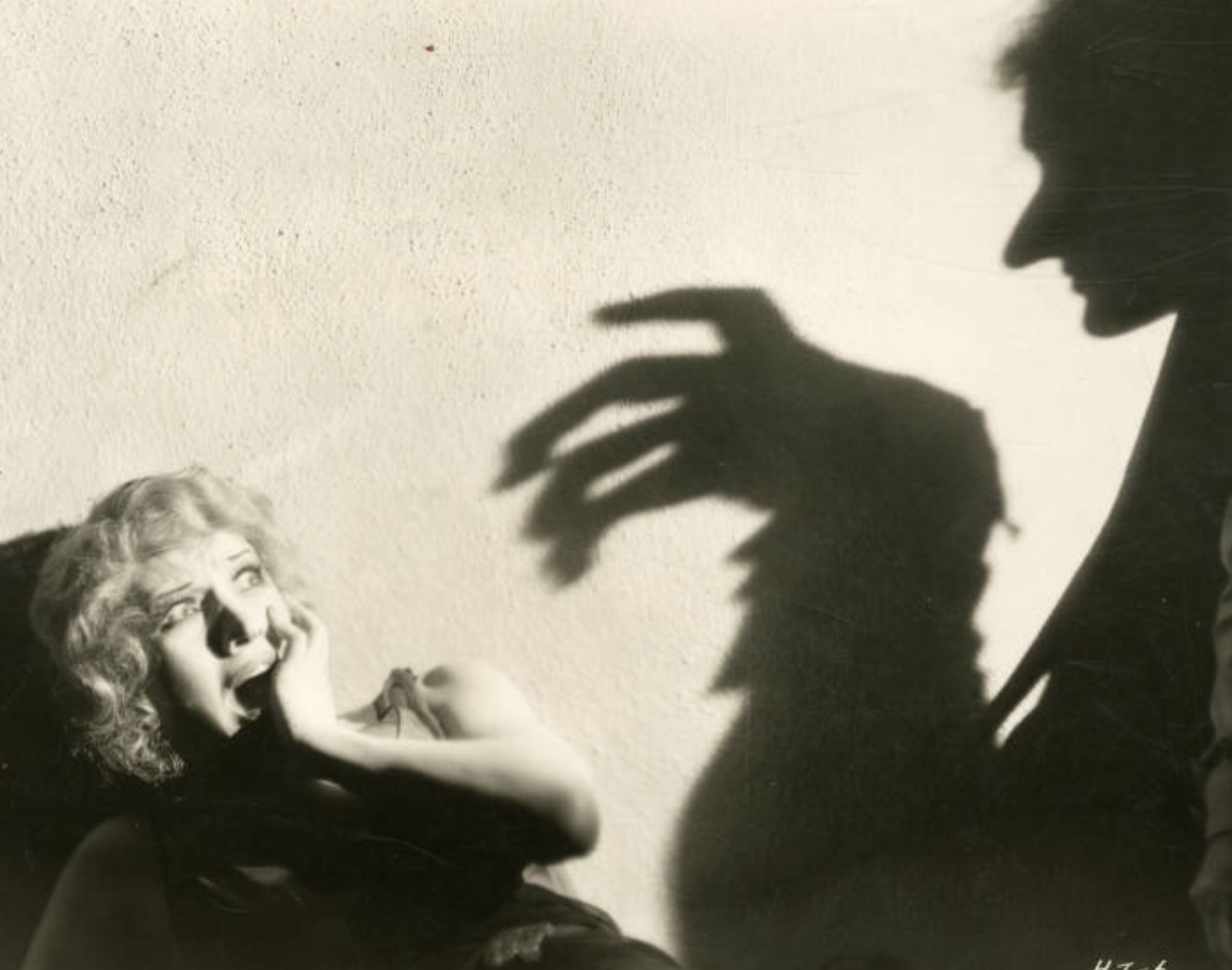 Midnight Mystery (1930) Screenshot 1