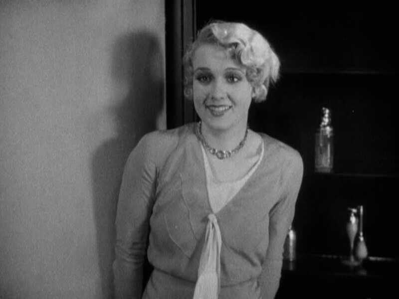 Our Blushing Brides (1930) Screenshot 2