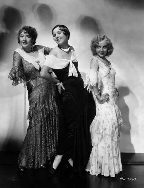 Those Three French Girls (1930) Screenshot 3