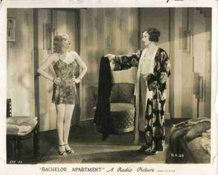 Bachelor Apartment (1931) Screenshot 1