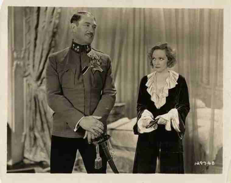 Dishonored (1931) Screenshot 1