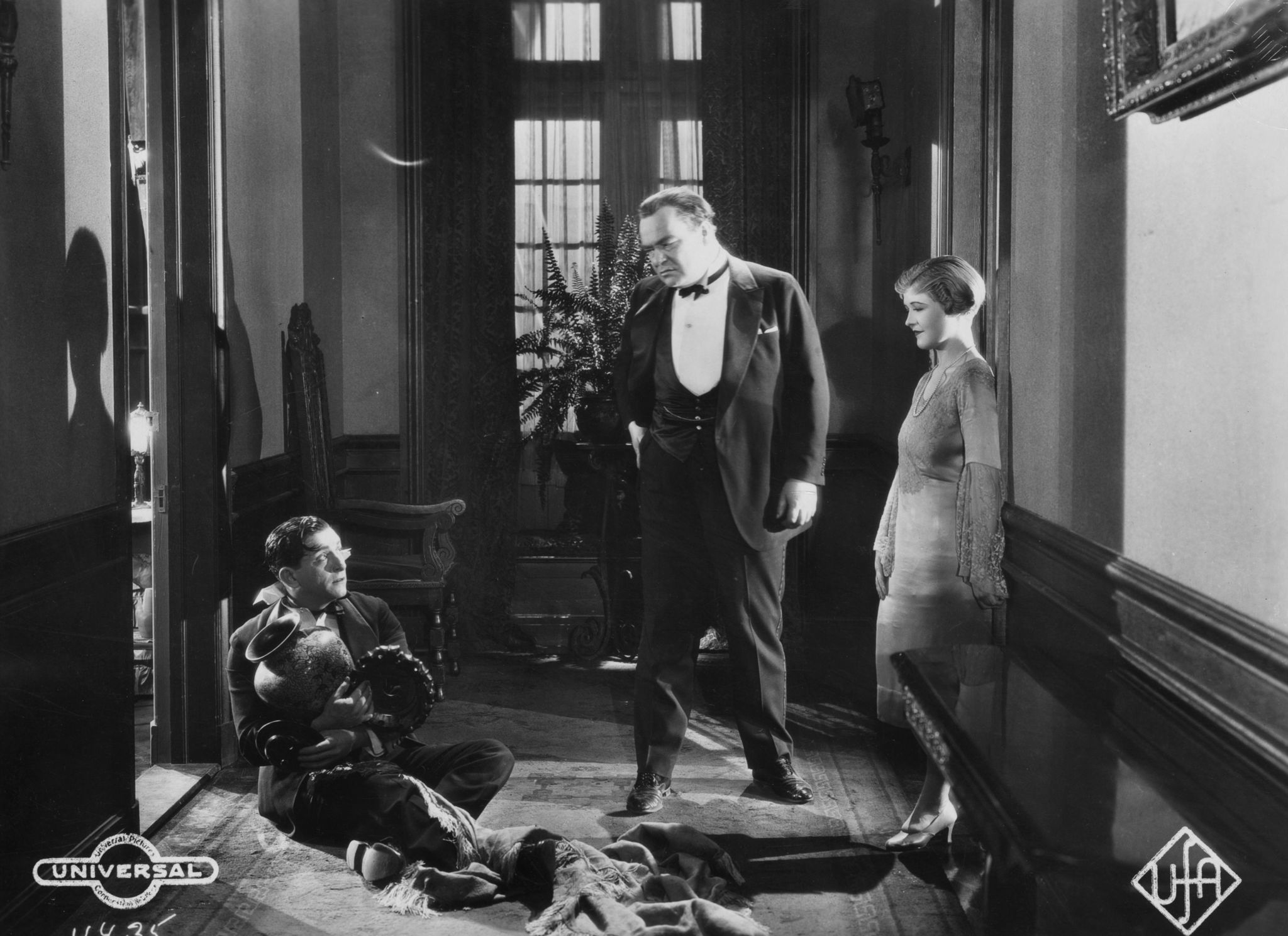 Lonely Wives (1931) Screenshot 2