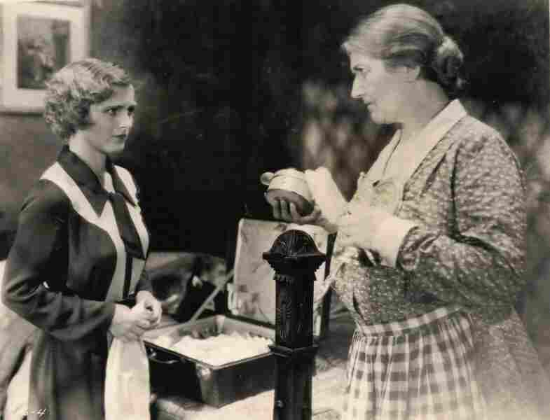 Men in Her Life (1931) Screenshot 1