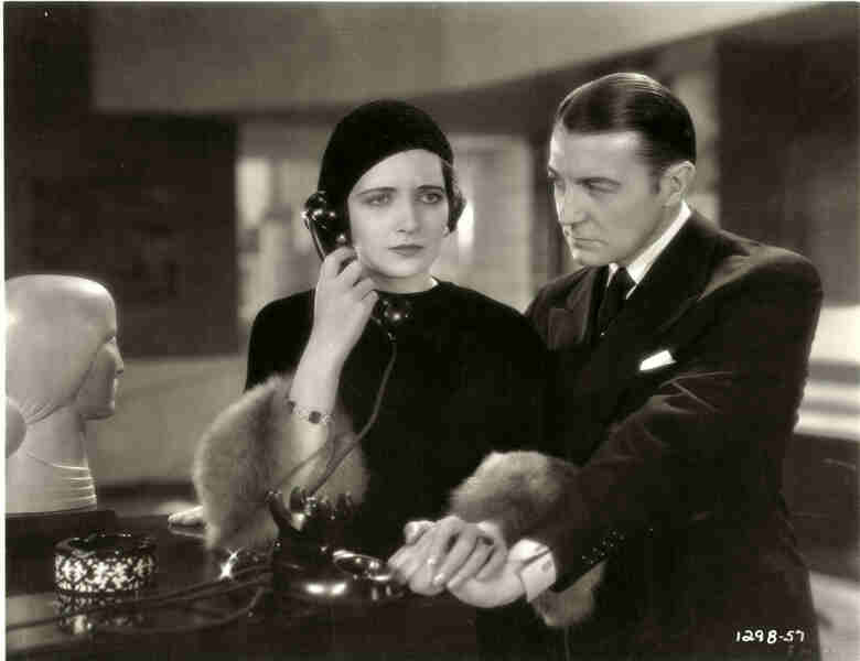 Scandal Sheet (1931) Screenshot 1