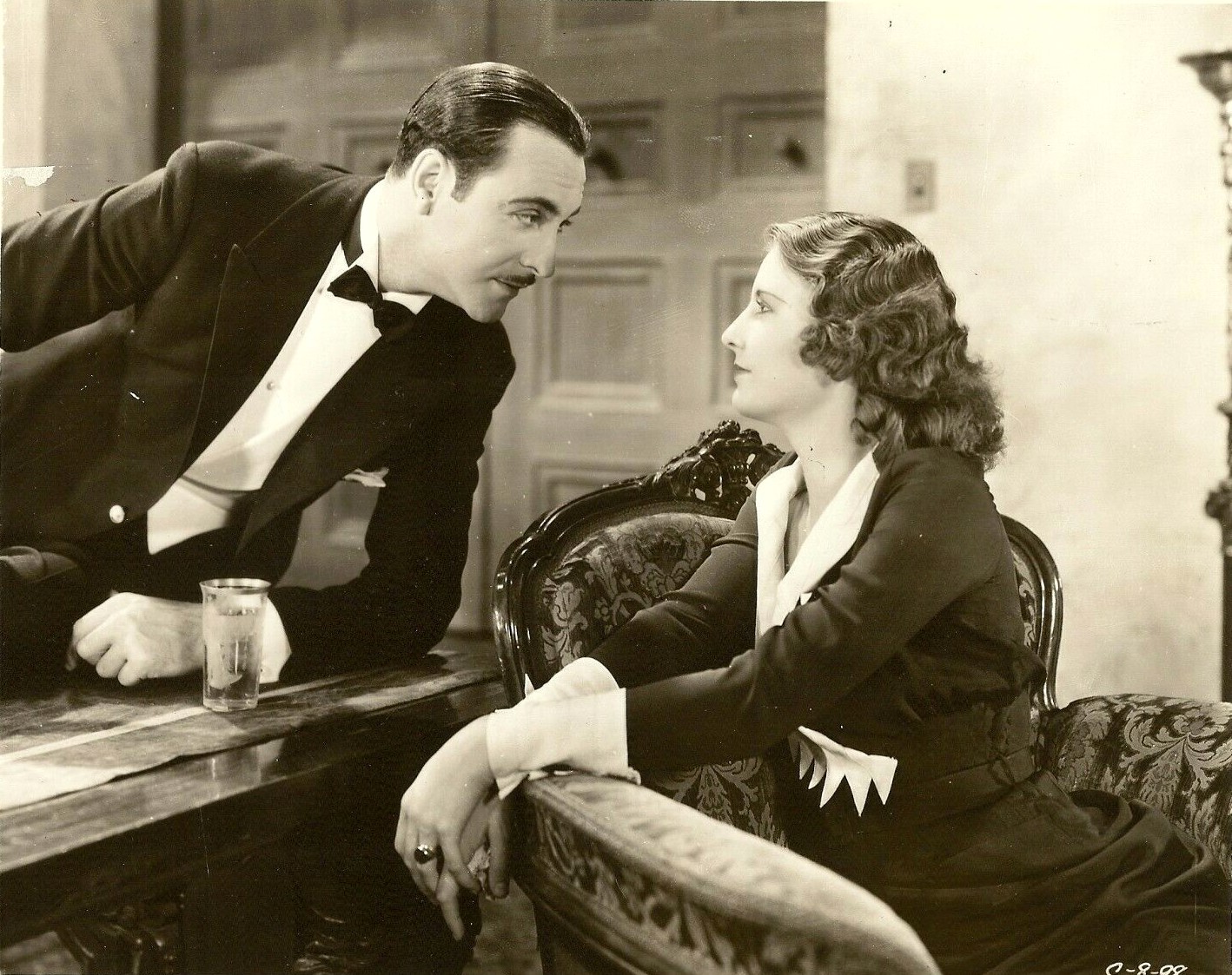 Ten Cents a Dance (1931) Screenshot 2