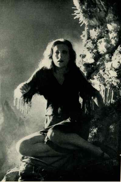 The Blue Light (1932) Screenshot 3