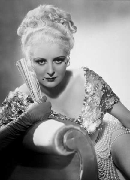 Blondie of the Follies (1932) Screenshot 1