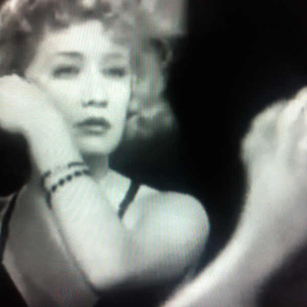 Dancers in the Dark (1932) Screenshot 2