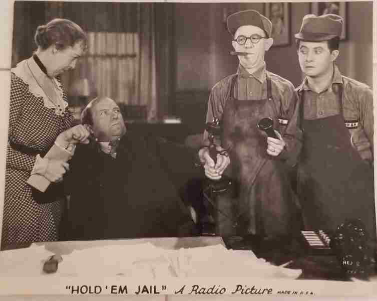 Hold 'Em Jail (1932) Screenshot 2