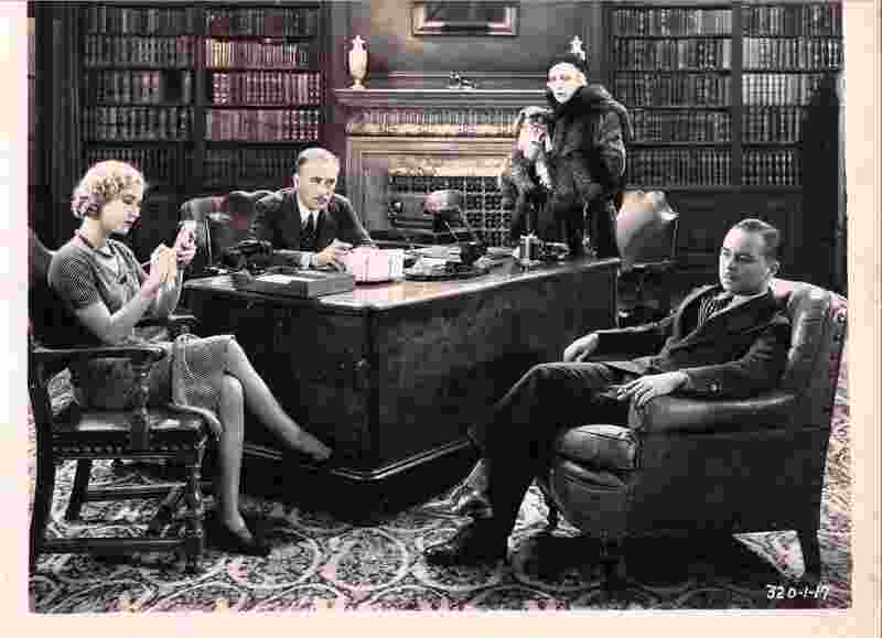 The Impatient Maiden (1932) Screenshot 4