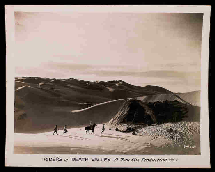 The Rider of Death Valley (1932) Screenshot 4