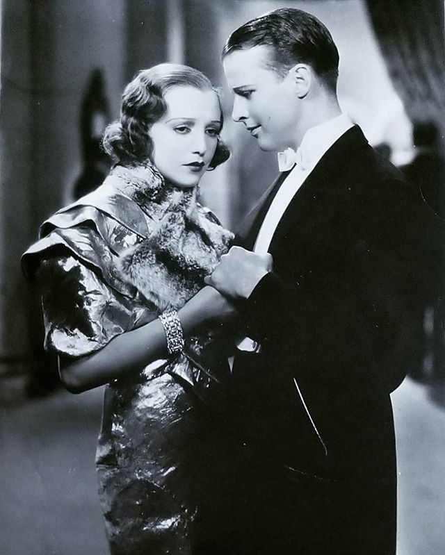 Cocktail Hour (1933) Screenshot 1