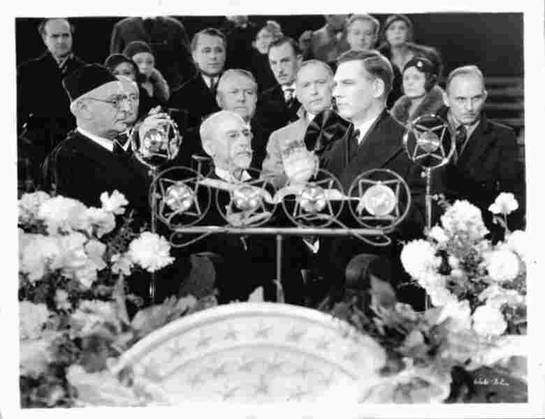 Gabriel Over the White House (1933) Screenshot 3