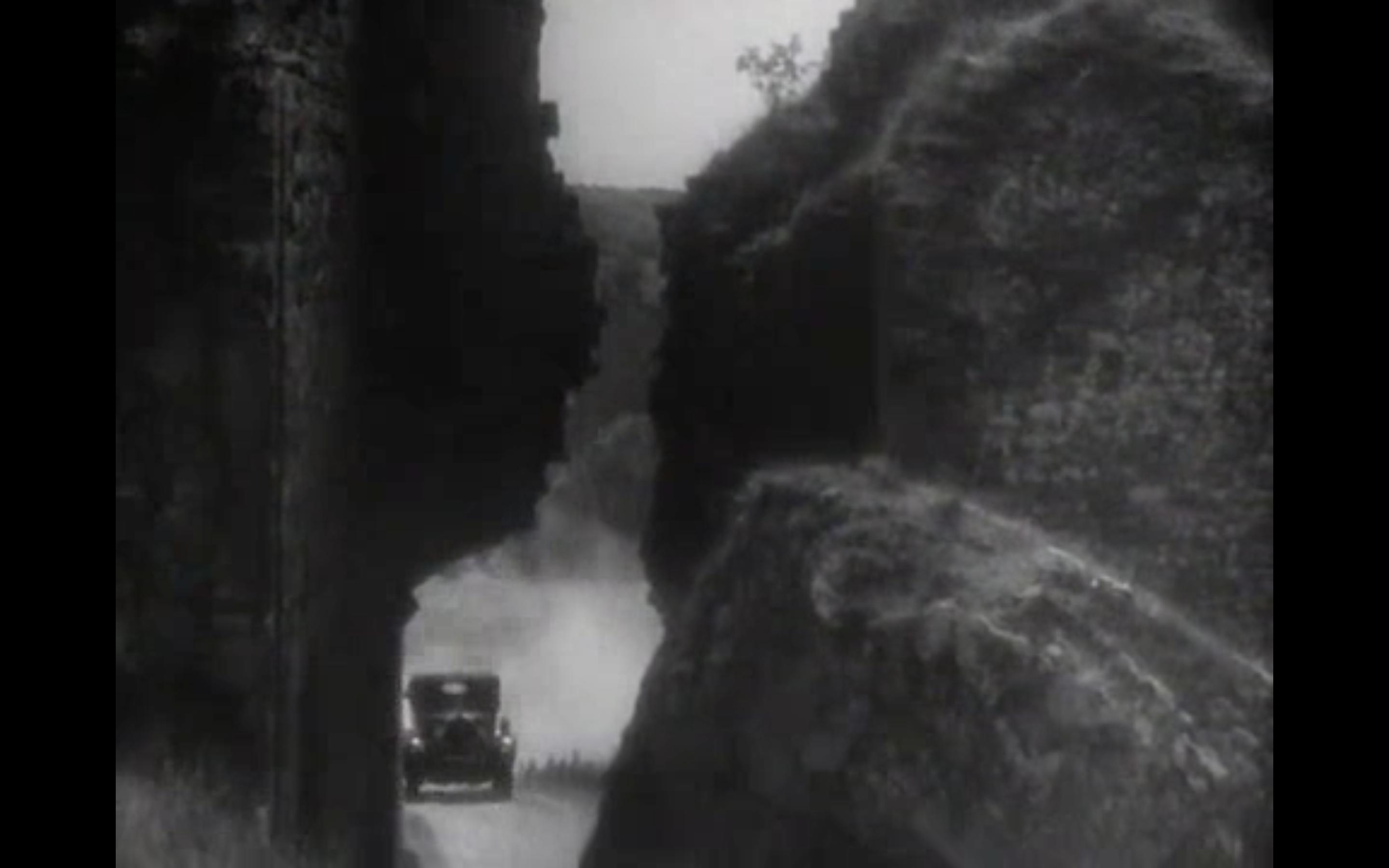 The Ghost Camera (1933) Screenshot 1