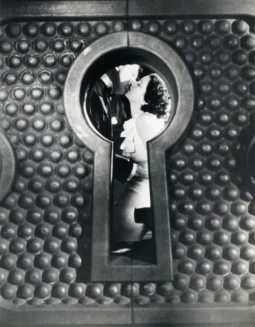 The Keyhole (1933) Screenshot 4