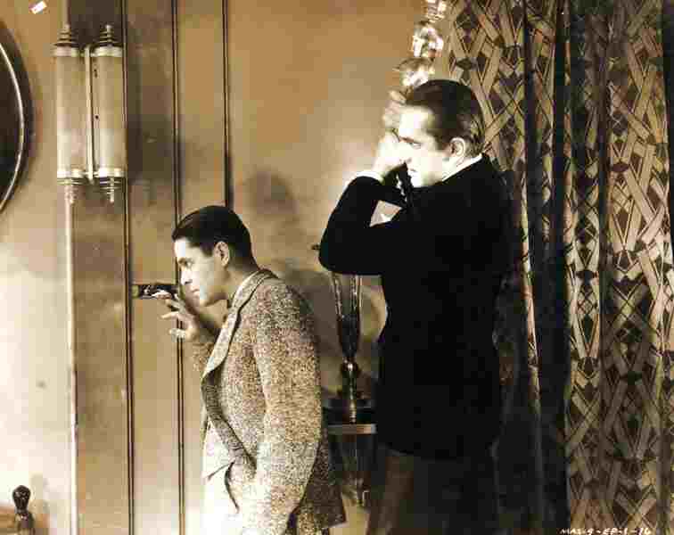 The Whispering Shadow (1933) Screenshot 5