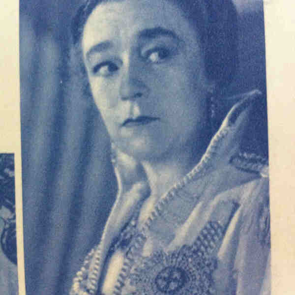April Blossoms (1934) Screenshot 3