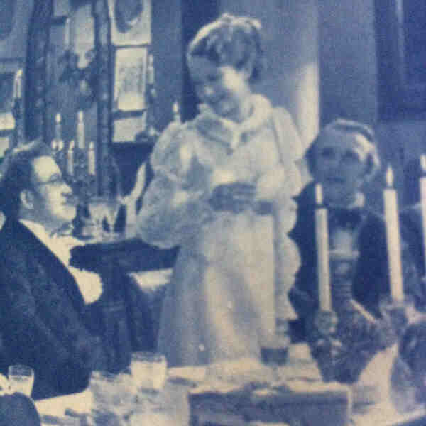 April Blossoms (1934) Screenshot 4
