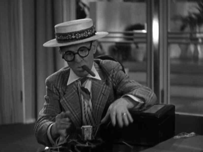 Hips, Hips, Hooray! (1934) Screenshot 3