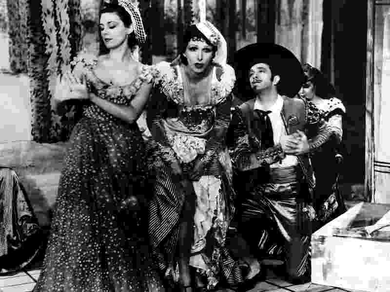 The Private Life of Don Juan (1934) Screenshot 4