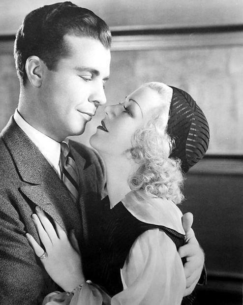 Twenty Million Sweethearts (1934) Screenshot 5