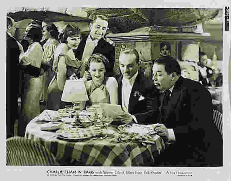 Charlie Chan in Paris (1935) Screenshot 3
