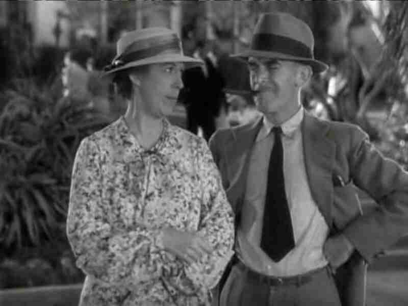 Murder on a Honeymoon (1935) starring Edna May Oliver on DVD DVD Murder on a Honeymoon (1935) Screenshot 5