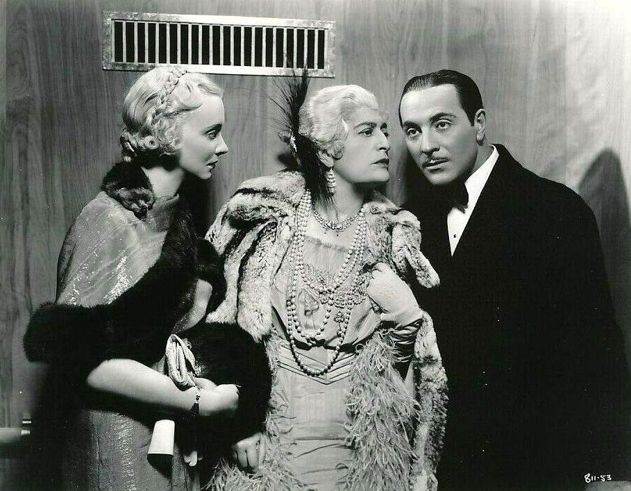 Shadow of Doubt (1935) Screenshot 1