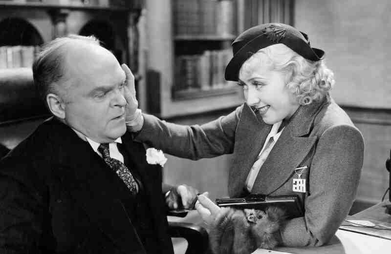 Traveling Saleslady (1935) Screenshot 1