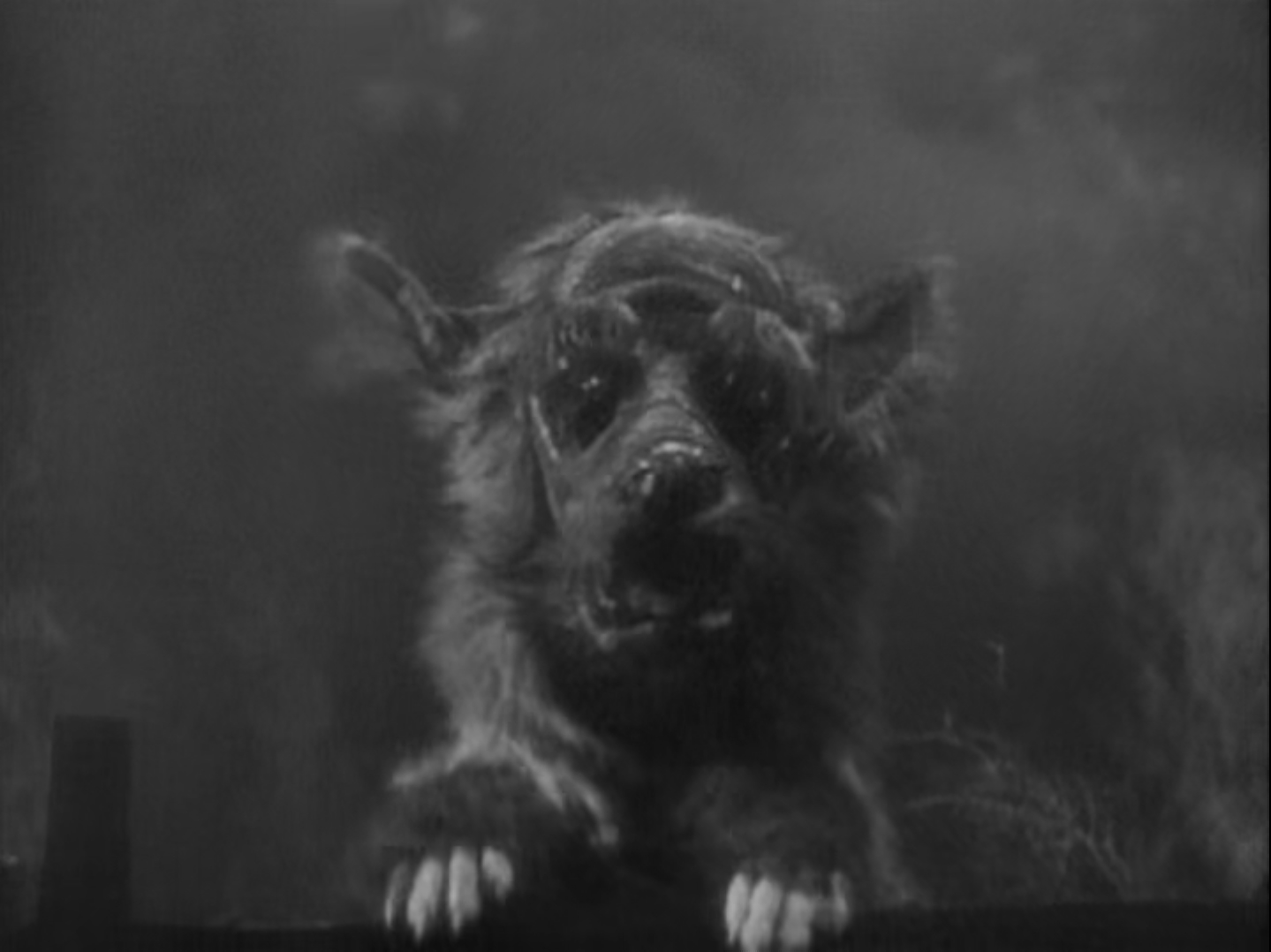The Hound of the Baskervilles (1937) Screenshot 1